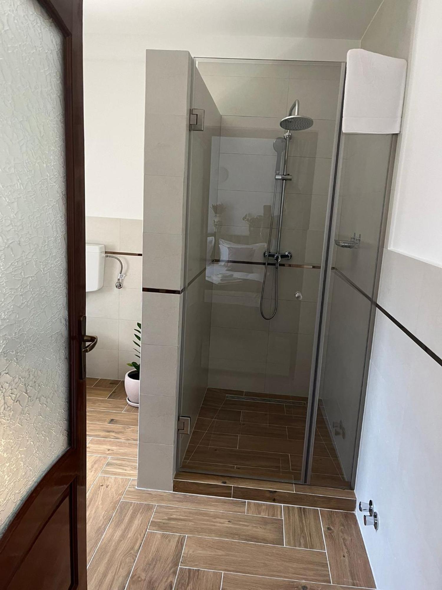 Hotel Kilometru108 Leordina Zewnętrze zdjęcie